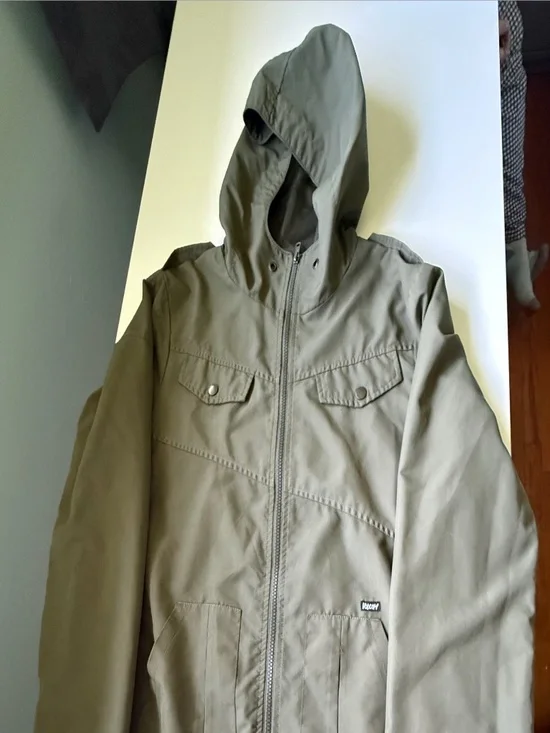 Woman's XL Green Volcom Jacket - Picture 1 of 3